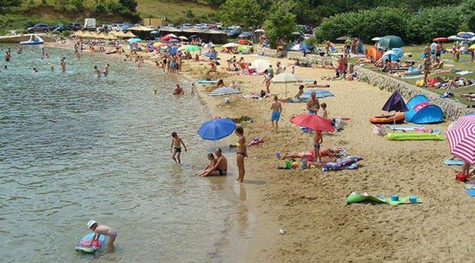 Apartmani Braut Kornić Esterno foto