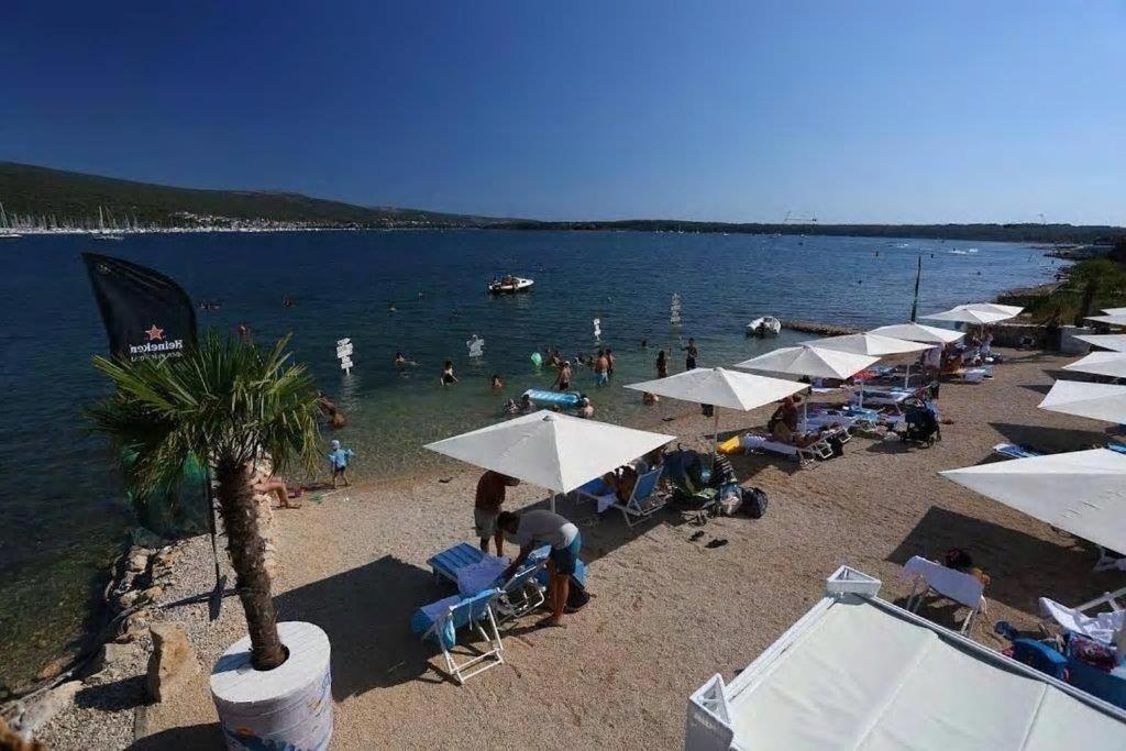 Apartmani Braut Kornić Esterno foto