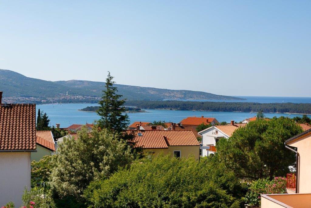 Apartmani Braut Kornić Esterno foto