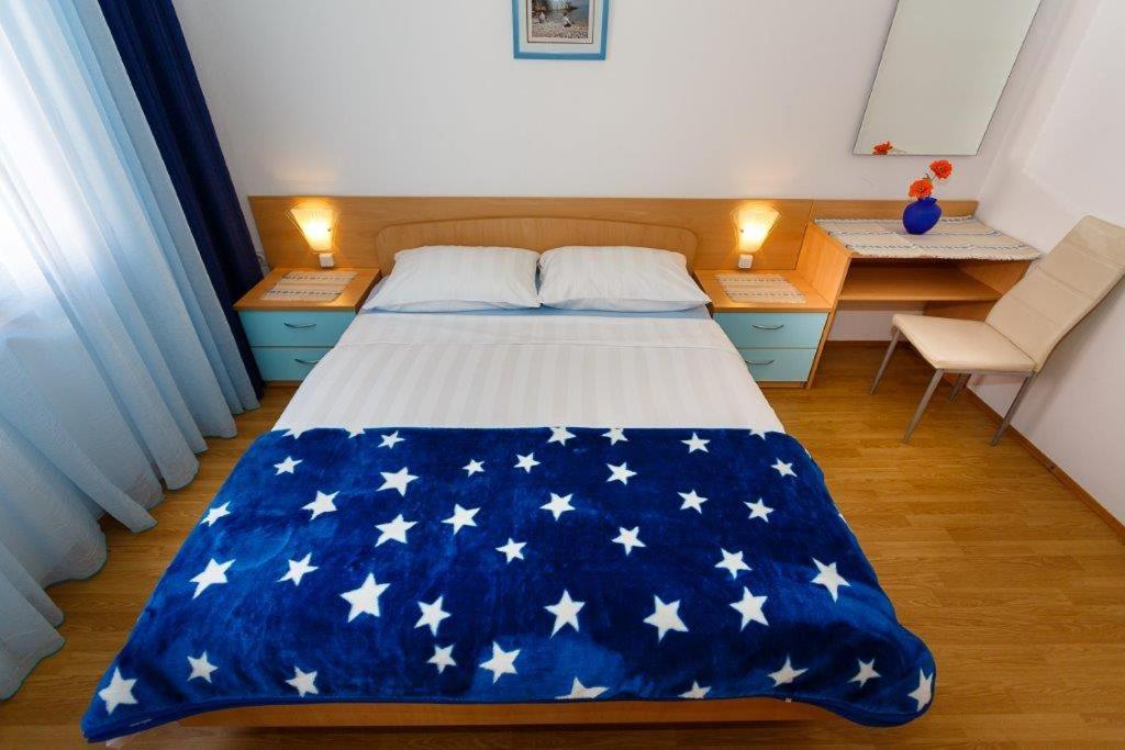Apartmani Braut Kornić Esterno foto