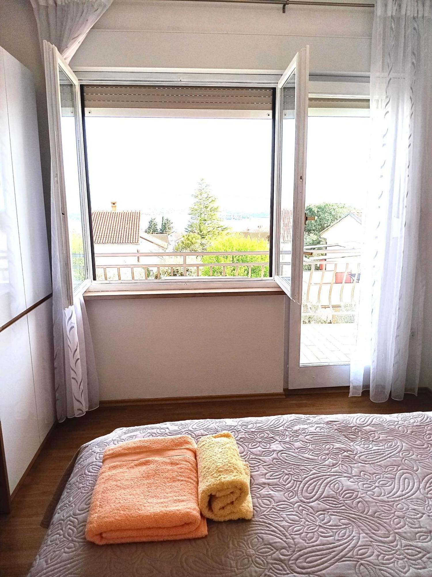Apartmani Braut Kornić Esterno foto